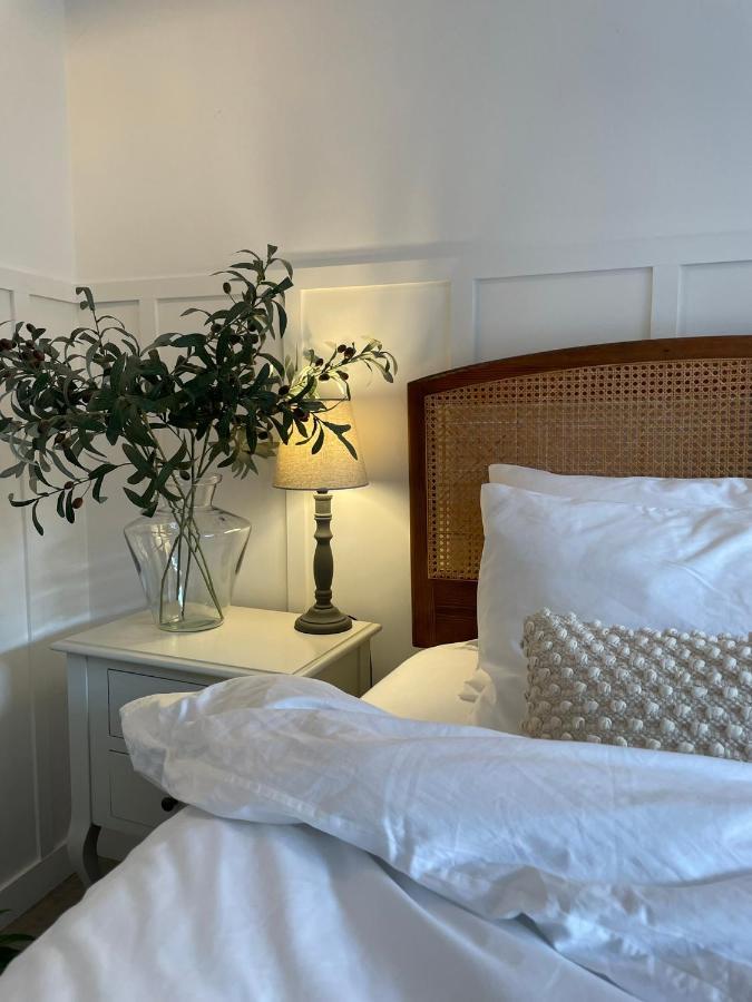 Luxury Barn With Hot Tub, Spa Treatments, Private Dining Little Budworth Ngoại thất bức ảnh